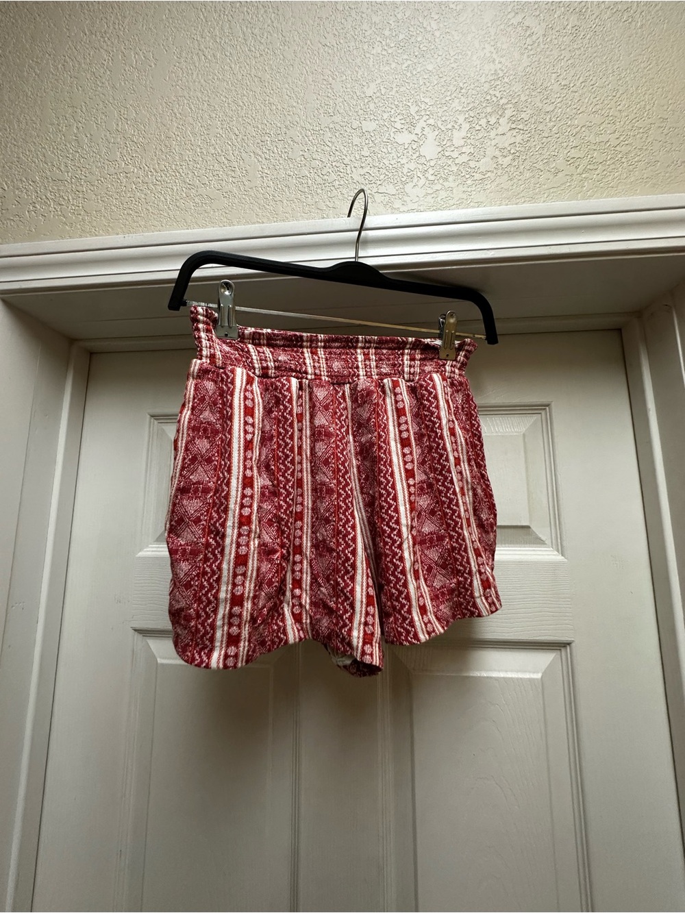 Knox Rose Red Patterned High-Waist Women’s Shorts